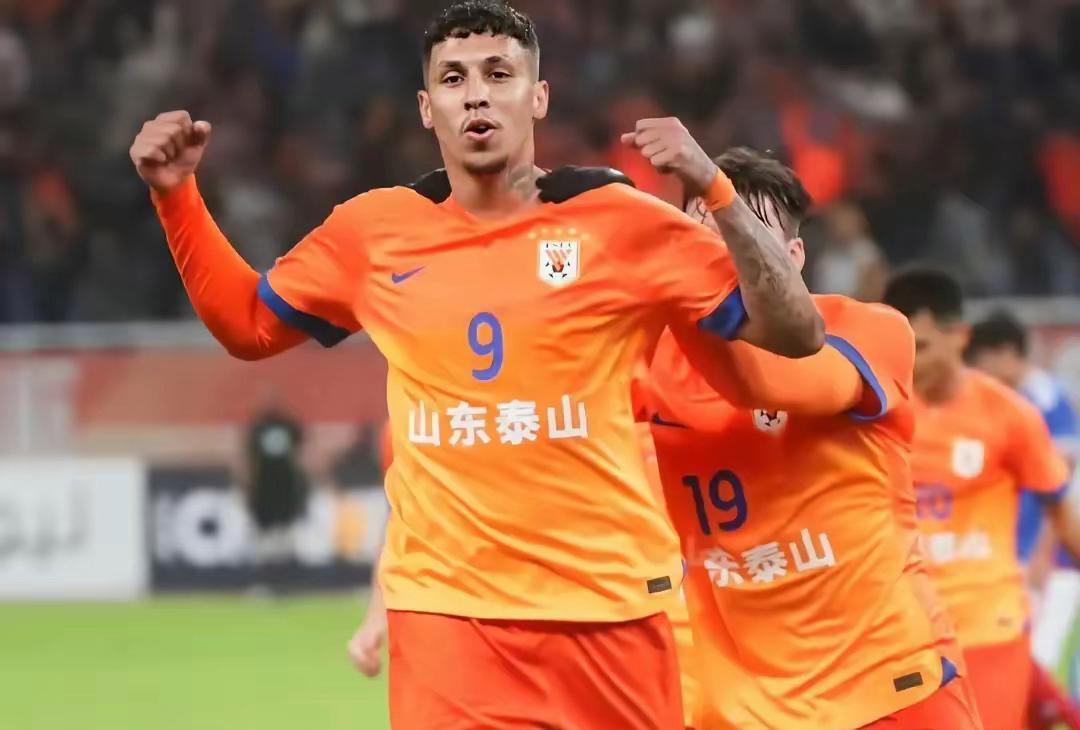 今晚山东泰山调整名单以备意大利杯，官宣签约环节打磨，态度坚定，年轻球员得到机会的简单介绍-lol网站入口