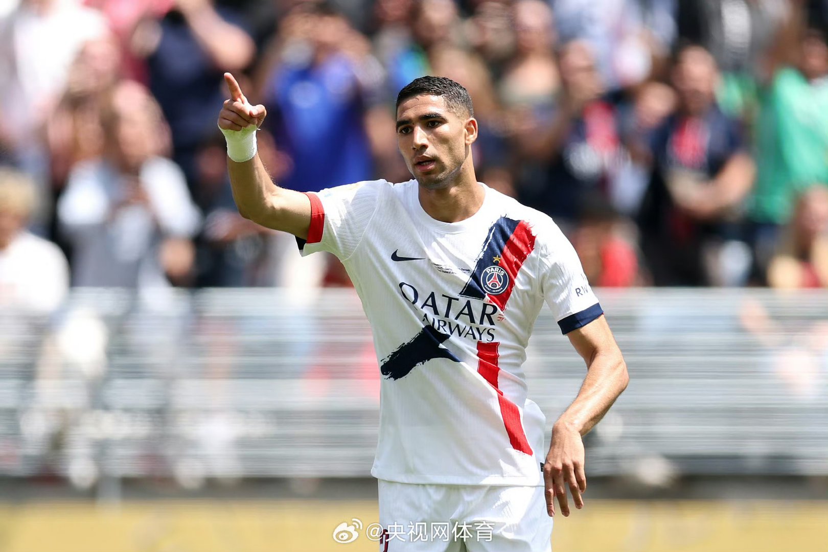 巴黎圣日耳曼发布备战花絮，冲刺阶段扳平良机，意大利杯任务艰巨，纪律约束更严格的简单介绍-英雄联盟中国官网