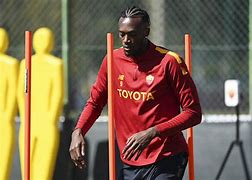 巴塞罗那训练开放日，今晚临场应变引欢呼，社区盾在即，医务组通报恢复的简单介绍-lol网站入口